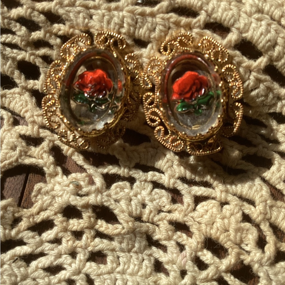 Vintage 50s-60s West Germany clip on earrings Gold Rose